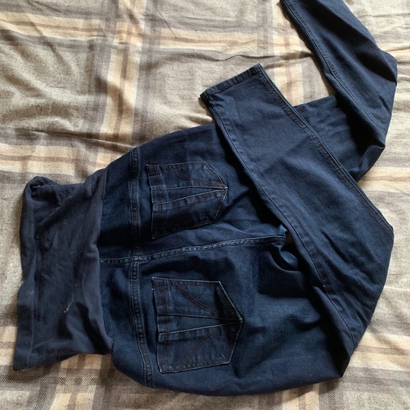 Maternity jeans - Picture 2 of 3